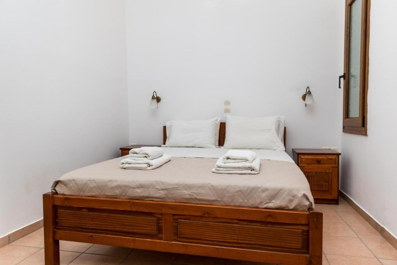 Aqua Naxos Apartments & Suites Agios Prokopios  Dış mekan fotoğraf
