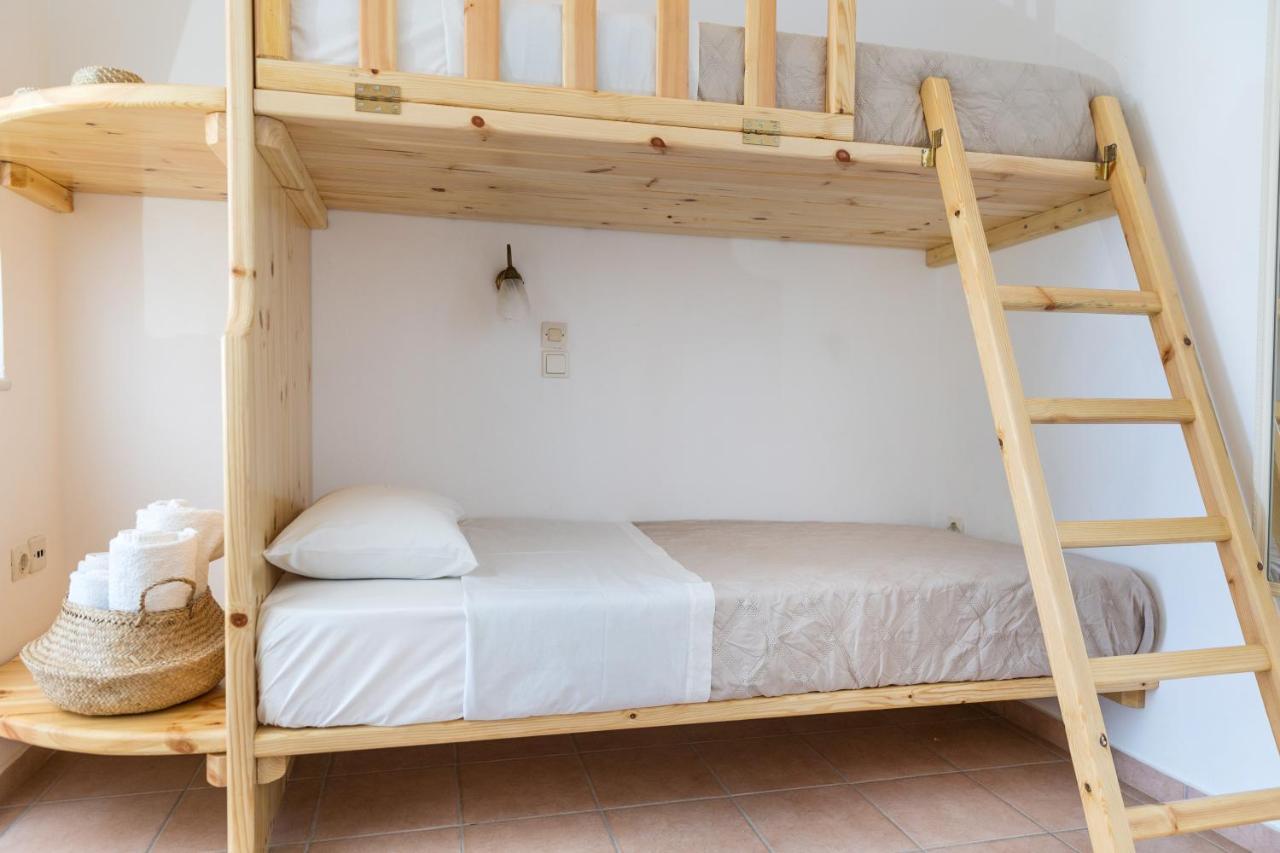 Aqua Naxos Apartments & Suites Agios Prokopios  Dış mekan fotoğraf